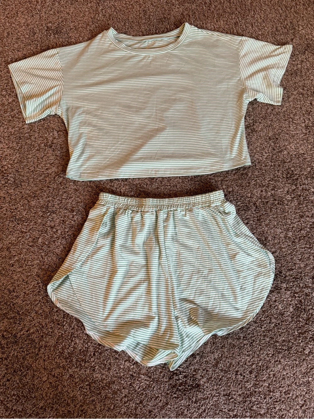 A Mint & White Striped Crop Top + Shorts Set Size Medium